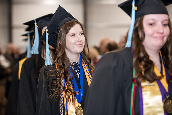 121WIGradProcessional1222ALW_0167