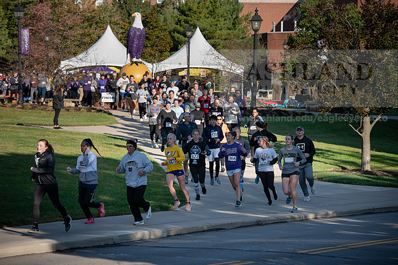 Homecoming5kFunRunWalk1019ALW_4005