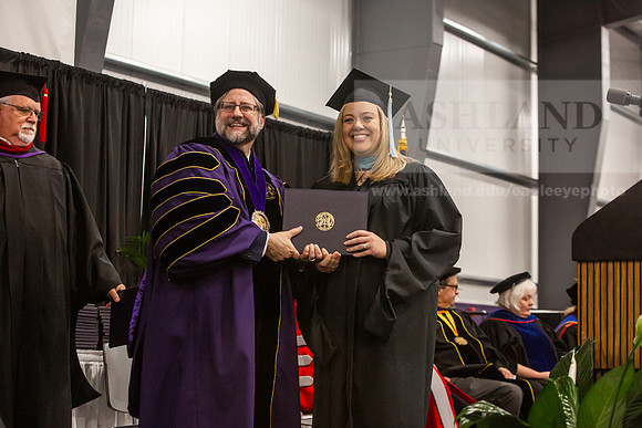 050SpGradMasterEducation0525JH6Q8B8607