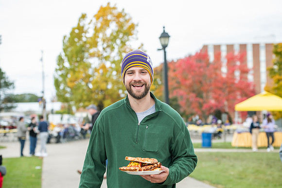 HomecomingPizzaX31023AWB_7130
