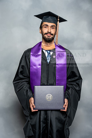 085SpGradMasterBusinessAdmin0525AU-Graduation-2025-Andrew-0436