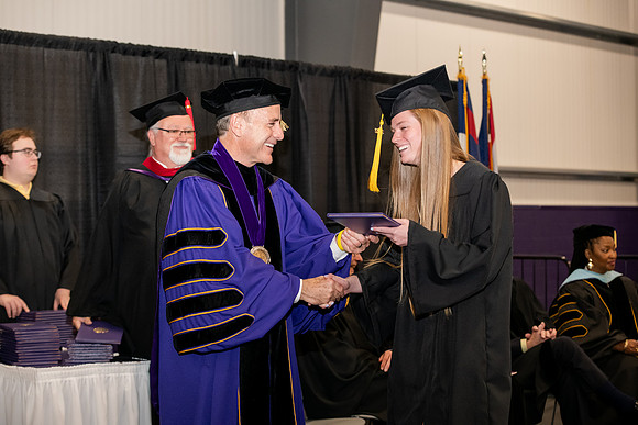 164SPGraduates0522ALW_1556