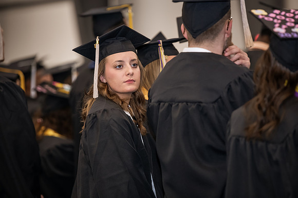 150WIGradProcessional1222ALW_0192