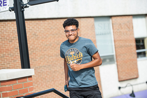 MoveInDay0824AWB_1572