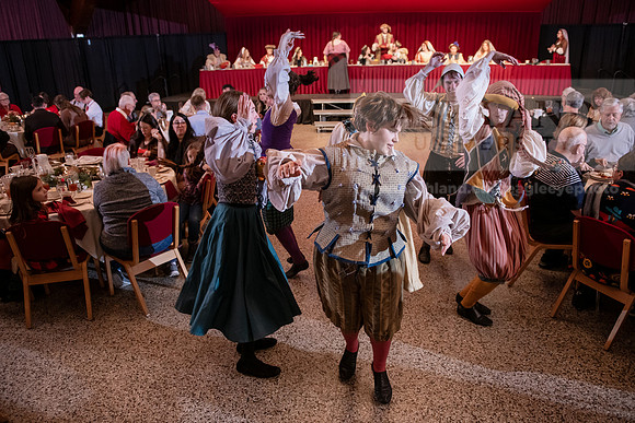 MadrigalFeaste1124AWB_3288