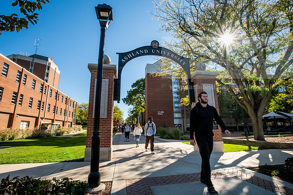FallCampusLife1024AWB_1501