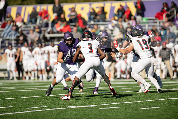 AUvDavenportFootball1019ALW_7342