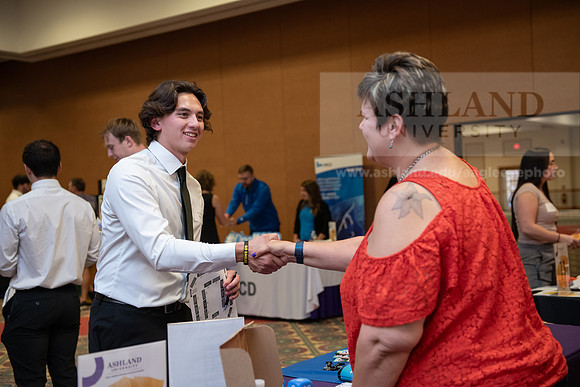 CareerInternshipFair1023AWB_9639