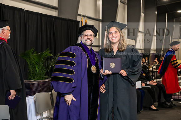 109SPGradBachelorScienceBusinessAdmin0525AWB_4268