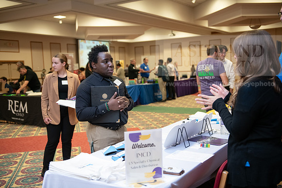 CareerInternshipFair1023AWB_9619