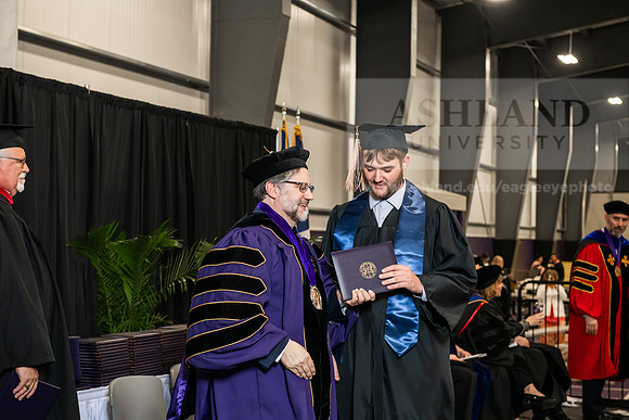 185SPGradBachelorScienceBusinessAdmin0525AWB_4333