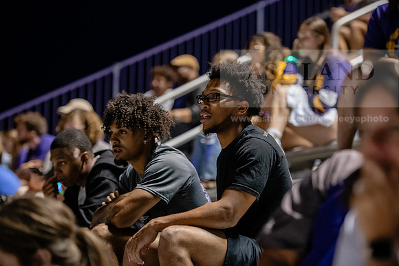 AUvIUPFootball0924AWB_3958