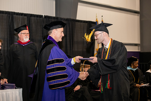 055SPGraduates0522ALW_1480
