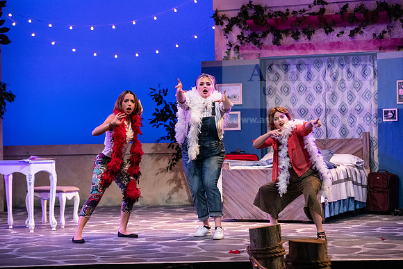 TheatreMammaMia0220ALW_2116