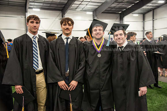 033SPGradPreCeremony0524524TR_DSC_4838