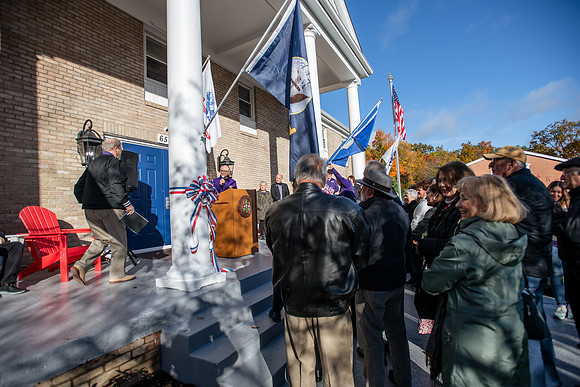 HomecomingUSAHouseRibbonCeremony1023AWB_6168
