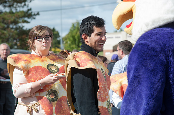 Homecoming-Pizza Pizza