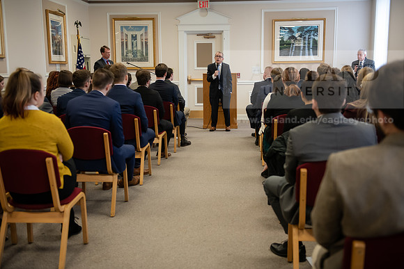 AsbrookGovMikeDeWine0120ALW_9149