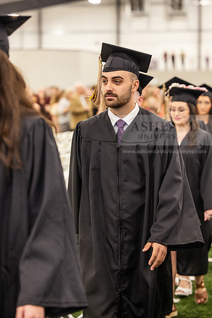 330SpGradProcessional0524CCP10283