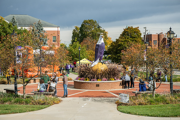 HomecomingPizzaX31023AWB_6972