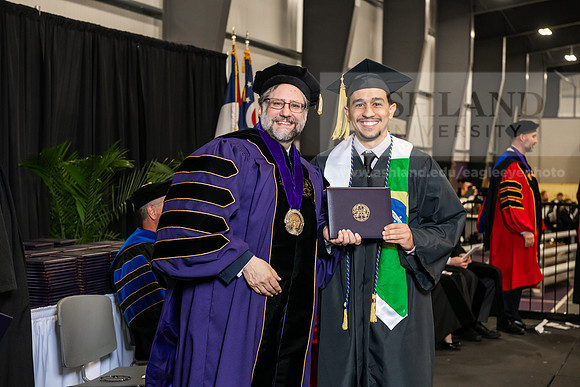 033SPGradBachelorScience0525AWB_3801