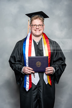 083SpGradBachelorSciBusAdmin0525AU-Graduation-2025-Andrew-1031