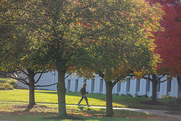 FallCampusLife1024AWB_5030