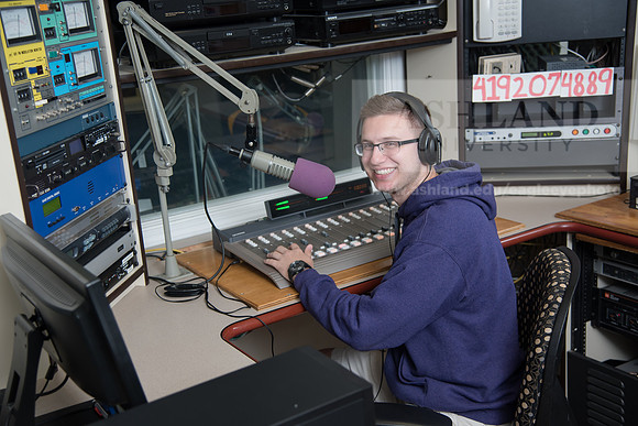 WRDLRadio0916ALW_8083