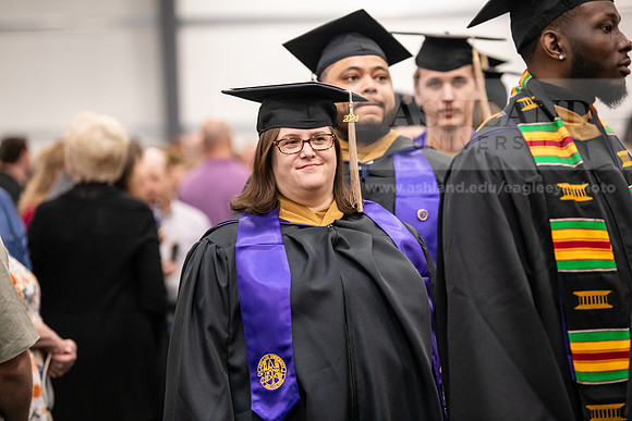 091SpGradProcessional0524AWB_8531
