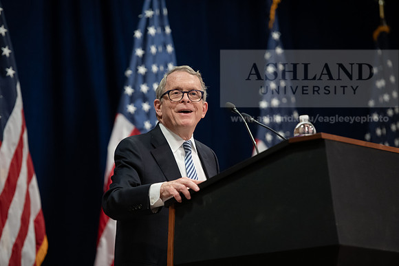 AsbrookGovMikeDeWine0120ALW_8987