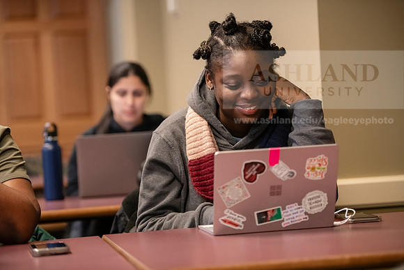 MBADigitalMarketing0324AWB_8178