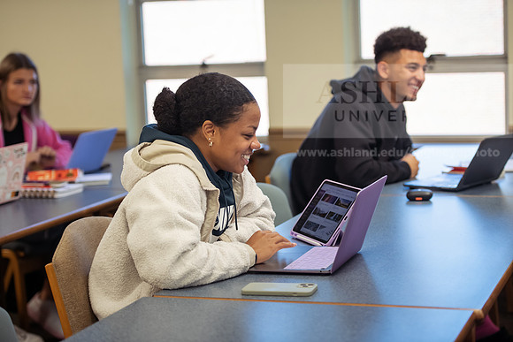 AfricanAmericanLit1022ALW_6301