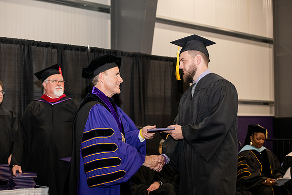 046SPGraduates0522ALW_1474