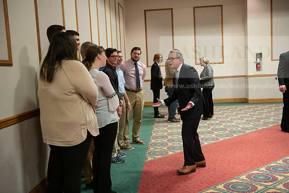 AsbrookGovMikeDeWine0120ALW_9081