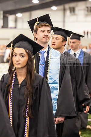 332SpGradProcessional0524CCP10285