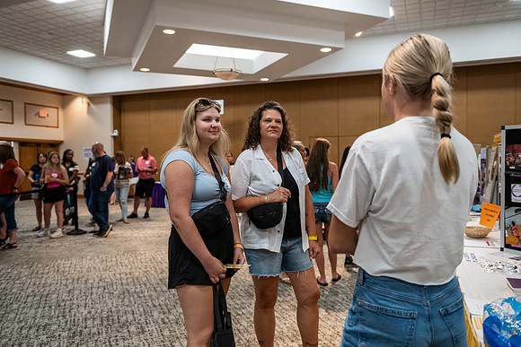 SummerOrientationNo2_0625AWB_1294