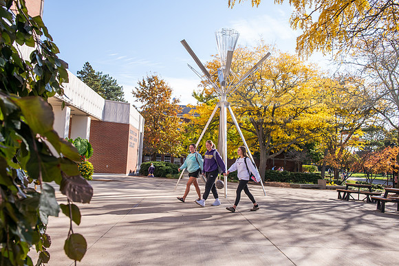 FallCampusLife1024AWB_5303