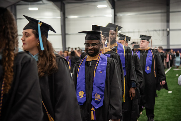 079SpGradProcessional0524TR_DSC_4933