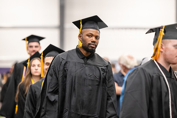203SpGradProcessional0524AWB_8622