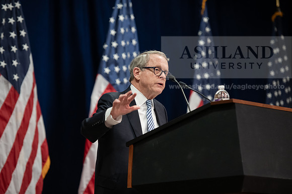 AsbrookGovMikeDeWine0120ALW_8975