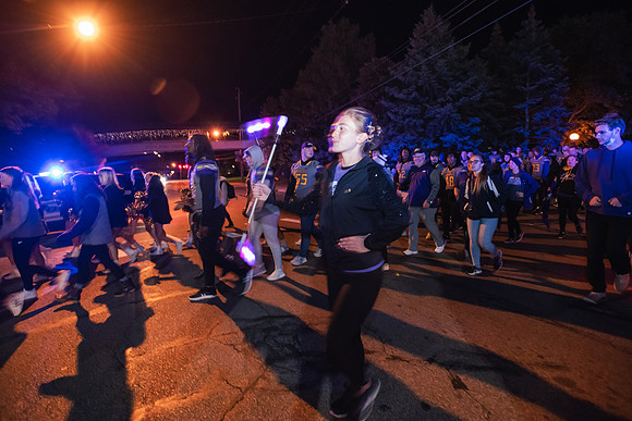 ParadeOfPurple1021ALW_6448