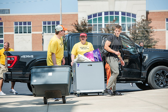 MoveInDay0824AWB_0171