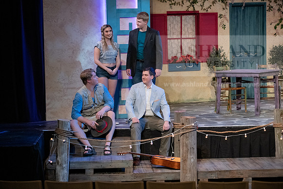 TheatreMammaMia0220ALW_1914