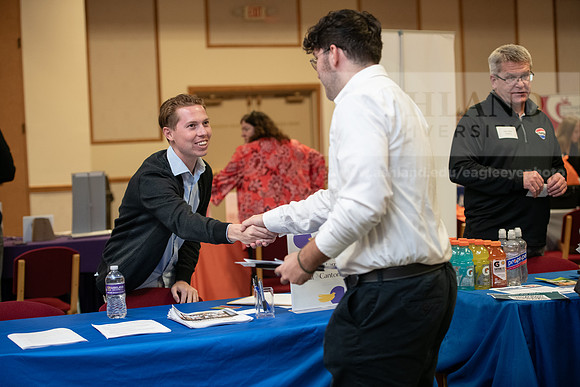 CareerInternshipFair1023AWB_9599