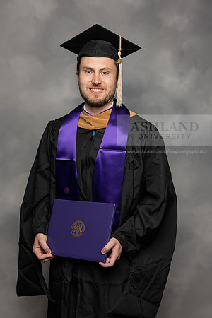 090SPGraduates0522CCP10904
