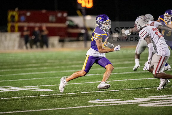 AUvIUPFootball0924AWB_4099