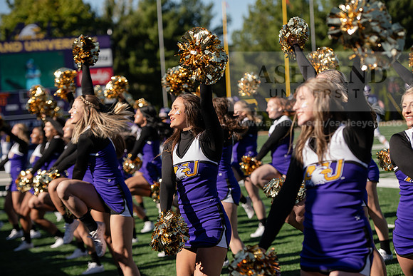AUvDavenportFootball1019ALW_7431