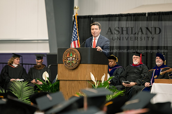 105SPGradCeremony0522ALW_0866