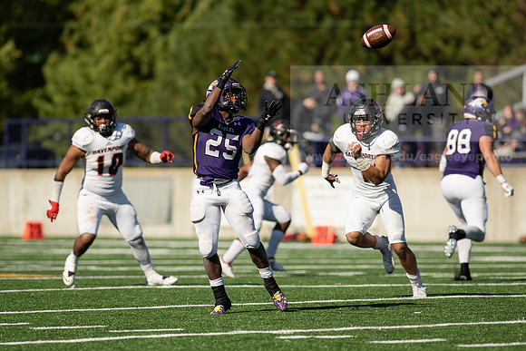 AUvsDavenportFtball1019ALW_7135