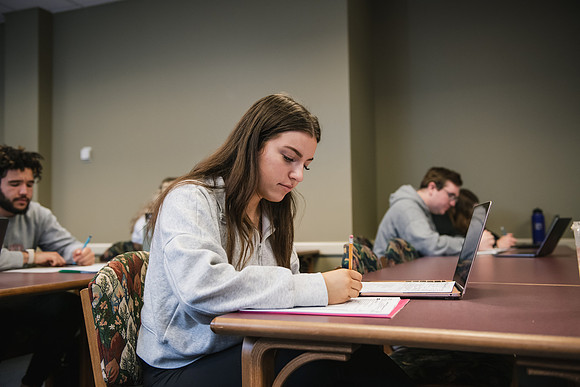 AccountingIndividualTaxClass0324AWB_4620